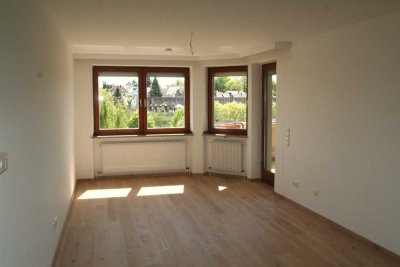 Helle 3-Zimmer-Wohnung mit großer Loggia