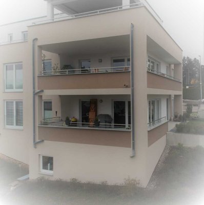 Luxuriöse 3-Zimmer Wohnung mit Balkon und Garage in Reutlingen