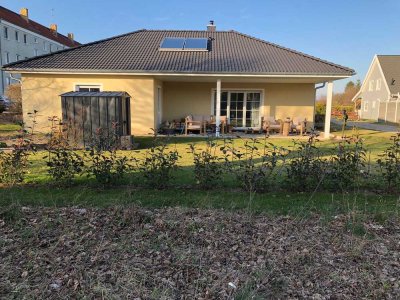 4 Zimmer Bungalow wartet auf neue Eigentümer