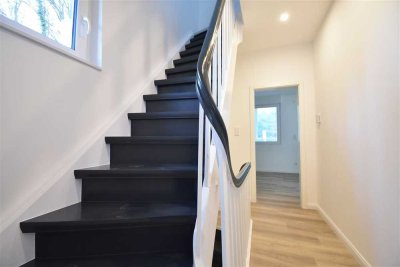 Erstbezug nach Sanierung! Modernes Einfamilienhaus mit Wintergarten in Langenberg