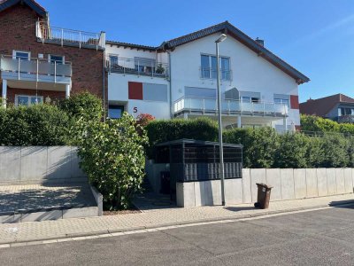 3-Zimmer-Erdgeschosswohnung mit Terrasse und EBK in Hofheim am Taunus