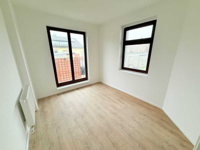 **Besichtigung: DO., 05.02.26 um 18:00 Uhr** Sonniges HP mit Balkon in Wassernähe!