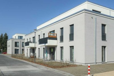 4 Zimmer-Neubauwohnung in Zweitbezug mit 2 Bädern und Balkon.