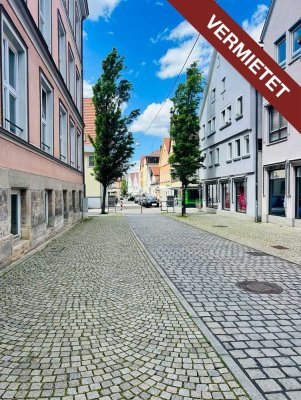 VERMIETET!Innenstadt! Helle 1,5-Zimmer-Dachgeschosswohnung im Landhauscharakter zu vermieten!