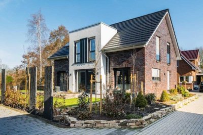 Tradition trifft Moderne – Neubau mit Friesengiebel in idyllischem Schweiburg