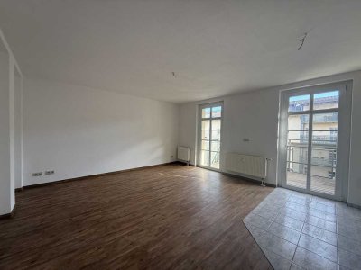 Großzügige 2-Raumwohnung mit Balkon in Gera / Karl-Liebknecht-Straße 1c / WE 33