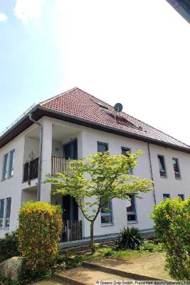 SANIERUNGSBEDÜRFTIG, ABER VOLLER POTENZIAL! BEZUGSFREIE-2 ZIMMERWOHNUNG - MIT VIEL LICHT