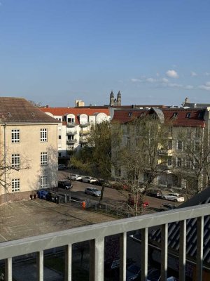 Loft mit Dom Blick von der Dachterrasse, sehr schick