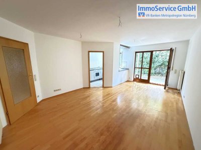Ruhig gelegene 3-Zimmer-Eigentumswohnung mit Terrasse und Duplex-Stellplatz.