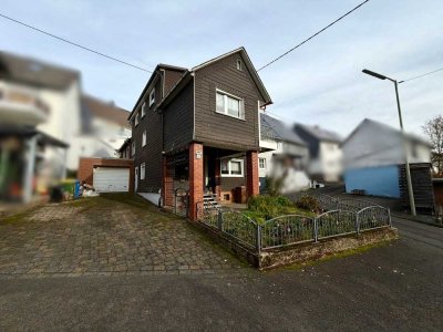 Einfamilienhaus im Ortskern von Burbach-Würgendorf