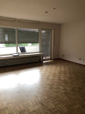 Helle 3,5 Zimmer Wohnung im Dorf-Holthausen, Komplettsanierung 2022