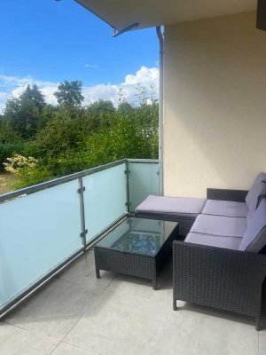 Provisionsfrei! Ruhige, gut geschnittene 2-Zi-Whg mit Balkon und Garten
