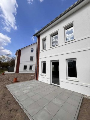Charmantes Reihenendhaus im Grünen mit perfekter Stadtnähe