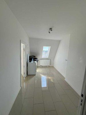 Stilvolle, modernisierte 2-Raum-DG-Wohnung in Berlin Köpenick