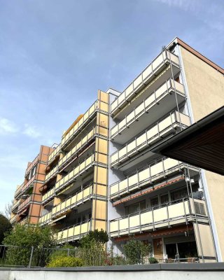 Gut geschnittene 3-Zi-Wohnung mit Balkon und Blick ins Grüne