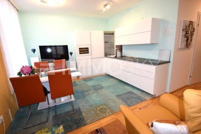 Charmanter Wohntraum - beste Infrastruktur, NEUWERTIG