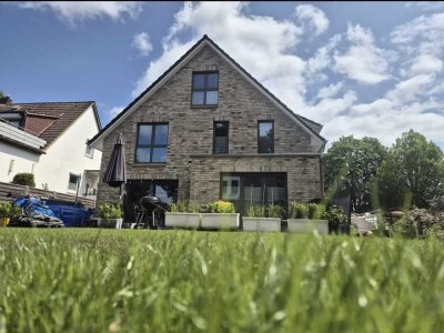 2-Zimmer-Einliegerwohnung in Hamburg-Poppenbüttel (22399) – Neubau mit Gartenanteil