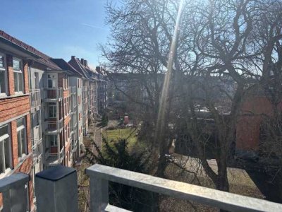 3 ZKB, Balkon - Altbau in zentraler Lage
