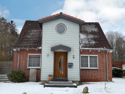 Befristetes Mietangebot: Einfamilienhaus in Döse - strandnah und mit großem Garten
