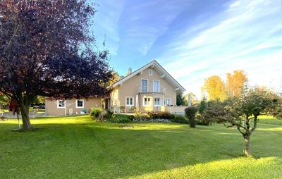 EXCLUSIVES Landhaus in ALLEINLAGE bei Deggendorf