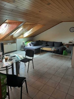 Charmante 2-Zimmer Dachgeschosswohnung zu vermieten – 63 m² Wohnkomfort!