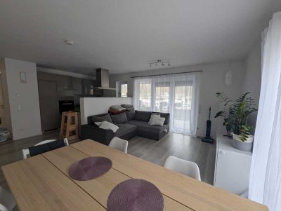 Attraktive 4-Zimmer Wohnung im 1. OG mit Balkon in Weinsberg