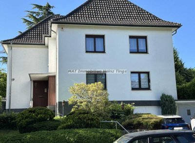 Aachen - Südviertel - Zweifamilienhaus mit Gartenparadies und Ausbaureserve