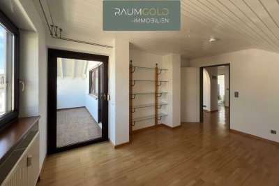 Gepflegte 3-Zimmer-Dachgeschosswohnung mit Balkon und Garage in Schwörstadt