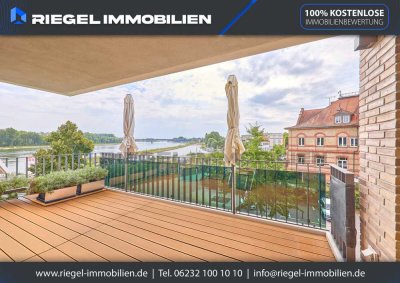 Sie hier? Wir auch! Wohnen, wo andere Urlaub machen ! Exklusivität mit Wasserblick aus allen Zimmern