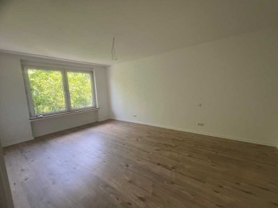 Erstbezug nach Sanierung: Tolle 2-Zimmer-Wohnung mit Sonnenbalkon in der Dortmunder City