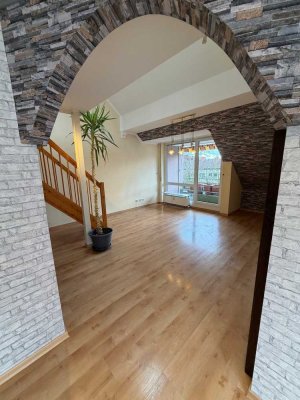 ***Große Dachterrasse*** Schicke Penthouse-Maisonette-Wohnung