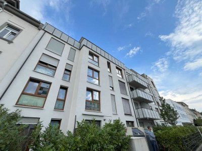 Penthousewohnung mit 2 Dachterrassen im Herzen von Offenbach