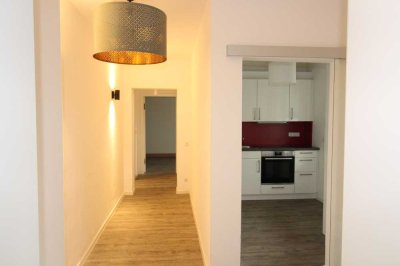Ansprechende 2,5-Zimmer- Wohnung mit Terrasse und Einbauküche in Bad Hersfeld