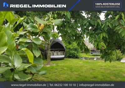 Sie hier? Wir auch! 2 Familienhaus mit 7 Zimmern, 3 Bädern, 3 Küchen, Scheune,  830 m² gr. Grundst.