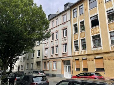 Gründerzeit trifft Seltenheit - Vermietete Altbauwohnung mit optionaler Garage