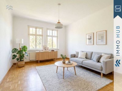 ++ Bezugsfrei, Parkett, Balkon! Charmante 3-Zimmer Wohnung mit traumhaftem Blick ins Grüne ++