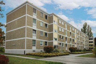 Attraktive Kapitalanlage in Laatzen – gepflegte 4-Zimmer-Wohnung mit Balkon und Tiefgarage