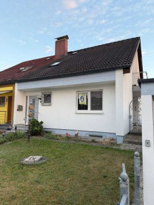 DHH in St. Johannis - Nähe Eremitage & Wilhelminenaue - sofort bezugsfrei