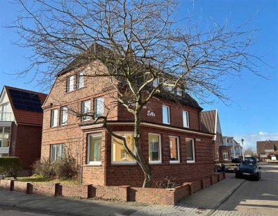 Freistehendes Gästehaus MFH / WOHNHAUS mit 14 kleinen Appartements unmittelbar am Nordstrand NEY
