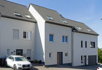 Modernes Wohnen in Trier-Irsch - Neubau mit toller Dachterrasse und Weitblick