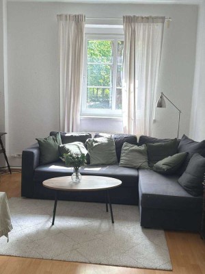 UNWEIT TEMPELHOFER FELD - TOLLE 2,5 ZIMMER WOHNUNG MIT BALKON