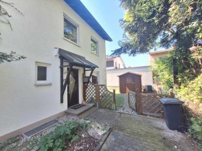 + + + Diese Haus ist ein Paradies für die ganze Familie + + + Attraktives REH mit Garage in Neufa...