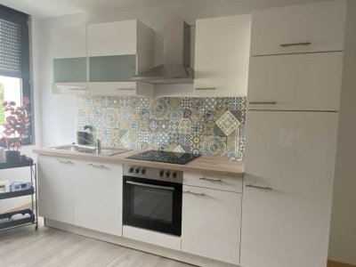 CITY NAH!!! Moderne helle Wohnung mit Küche