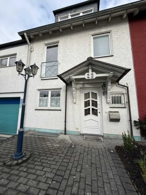 Charmante Doppelhaushälfte in einer ruhigen Lage in Wuppertal-Vohwinkel