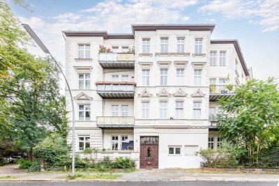 Lichtdurchflutete schöne Altbauwohnung in Berlin Steglitz