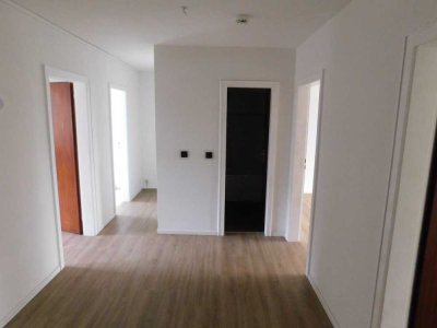 Erdgeschosswohnung mit sonnigem Balkon