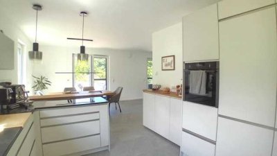 living smart - Neuwertiges Einfamilienhaus am schönen Pilsensee