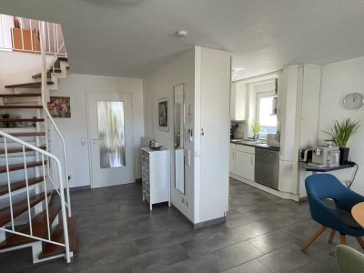 3,5 Zi.-Maisonette über den Dächern von MA-Feudenheim, TL-Bad, SW-Balkon, Markise, Klima, Wärmepumpe