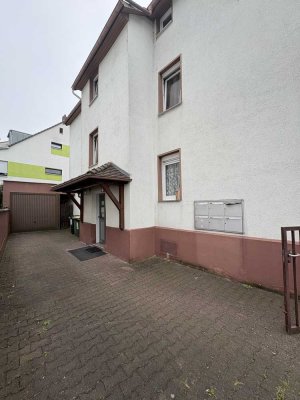2 Zimmer Wohnung in ruhigem 6-Parteienhaus in zentraler Lage von Frankfurt-Heddernheim