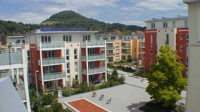 Schöne drei Zimmer EG-Wohnung in Reutlingen mit großer Garten (160 m²) in zentrale und ruhiger Lage